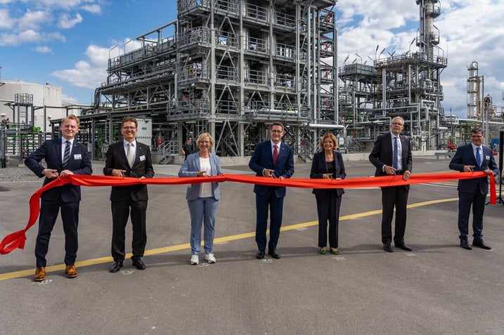 Haltermann Carless: Feierliche Einweihung der Hydrieranlage in Speyer