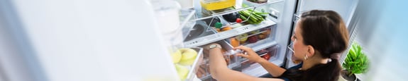 refrigerator_iStock-1246363416_copyright-AndreyPopov_2500x500px_210409